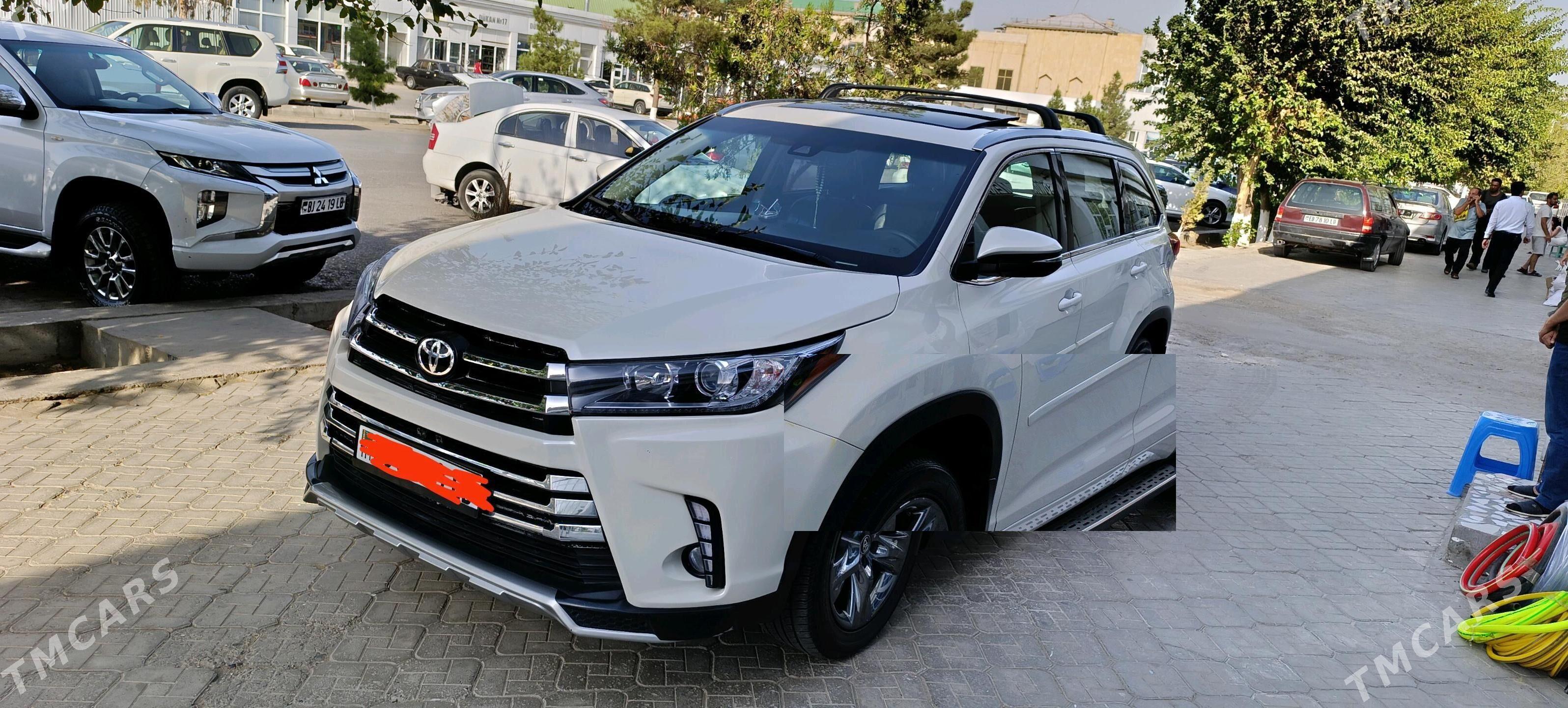 Toyota Highlander 2019 - 460 000 TMT - Türkmenabat - img 1
