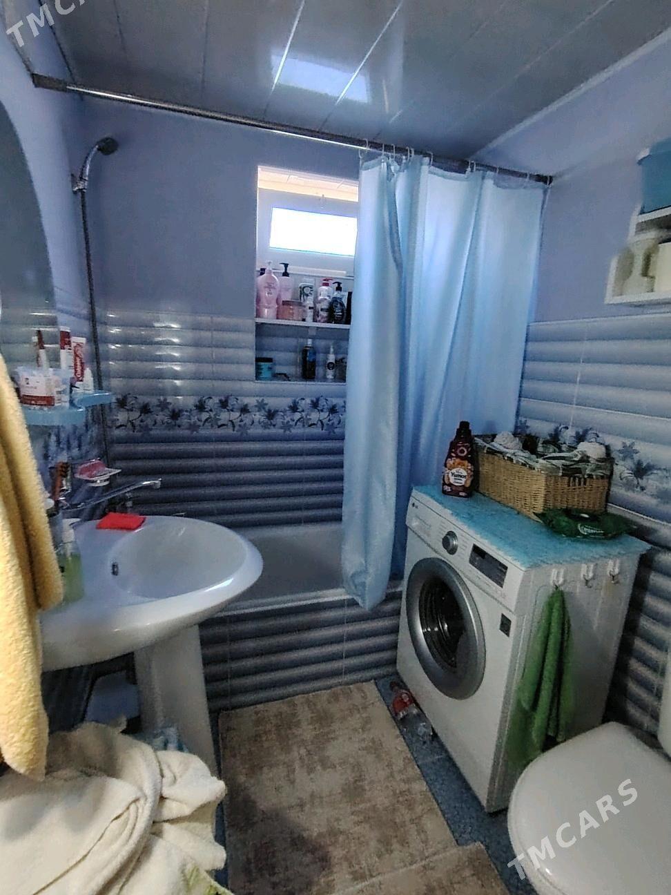 Продается квартира - Türkmenbaşy - img 3