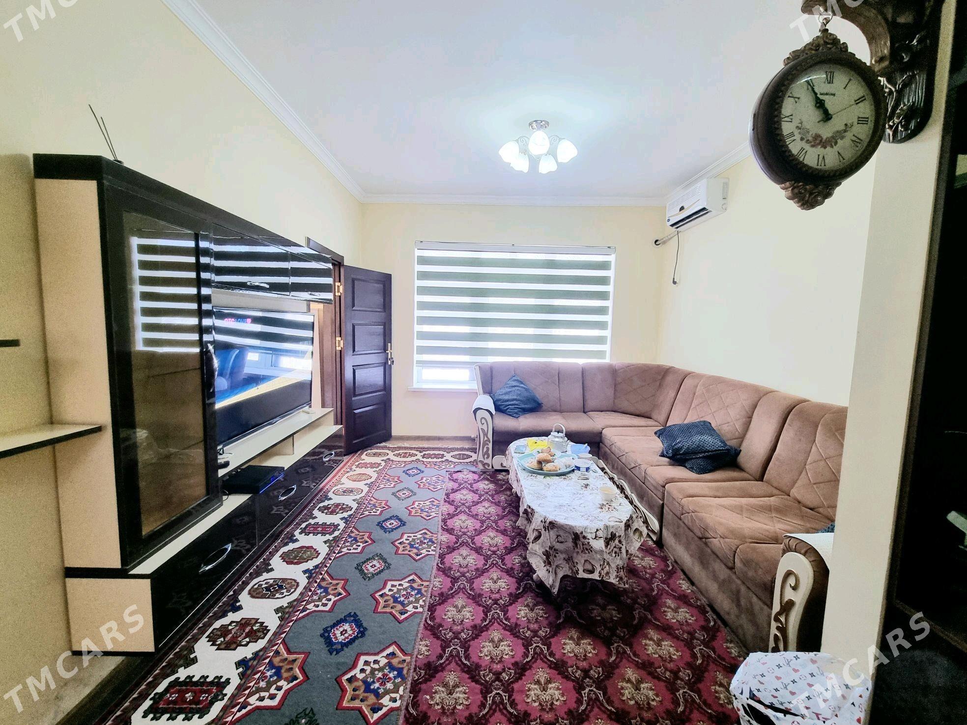 satlyk elitga panel - Mary - img 1