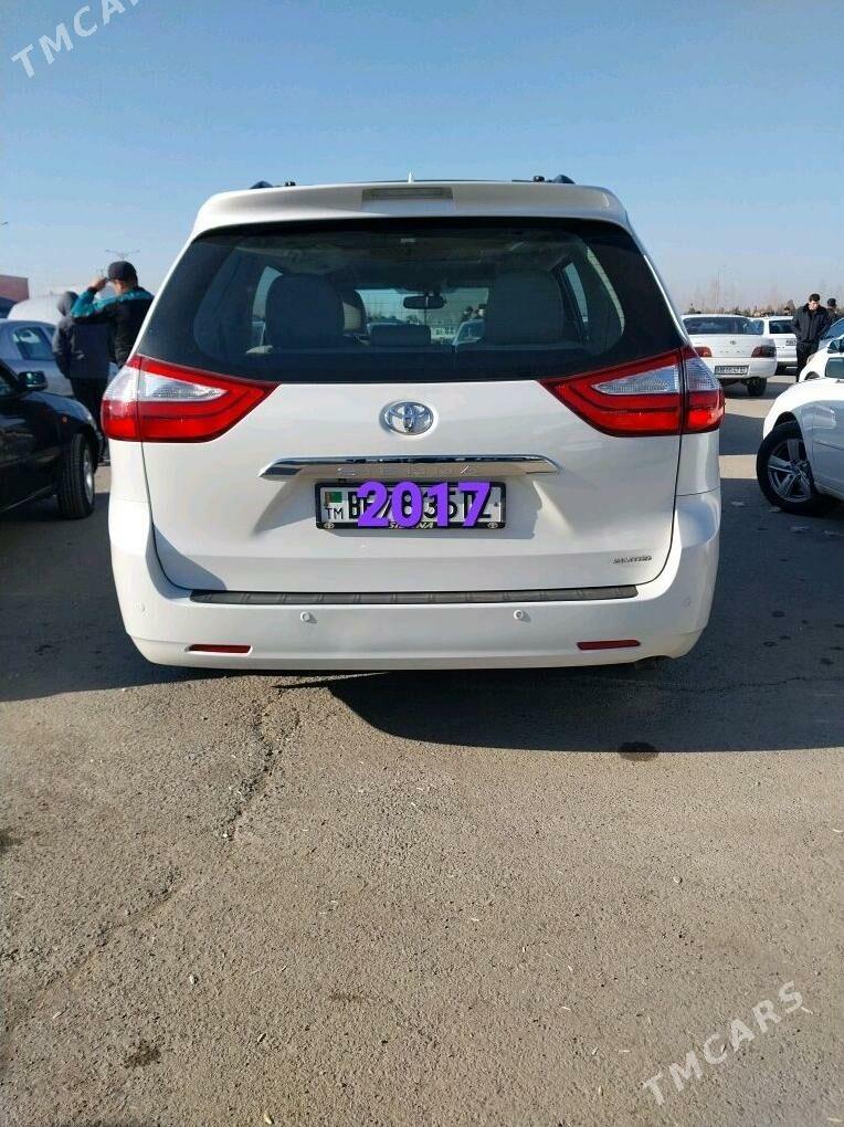 Toyota Sienna 2017 - 500 000 TMT - Дашогуз - img 2