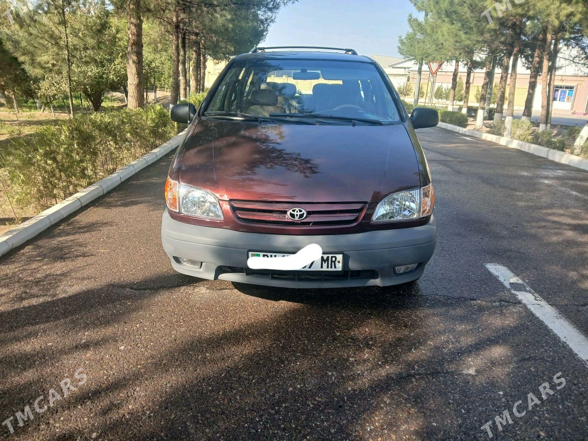 Toyota Sienna 2000 - 155 000 TMT - Mary - img 2