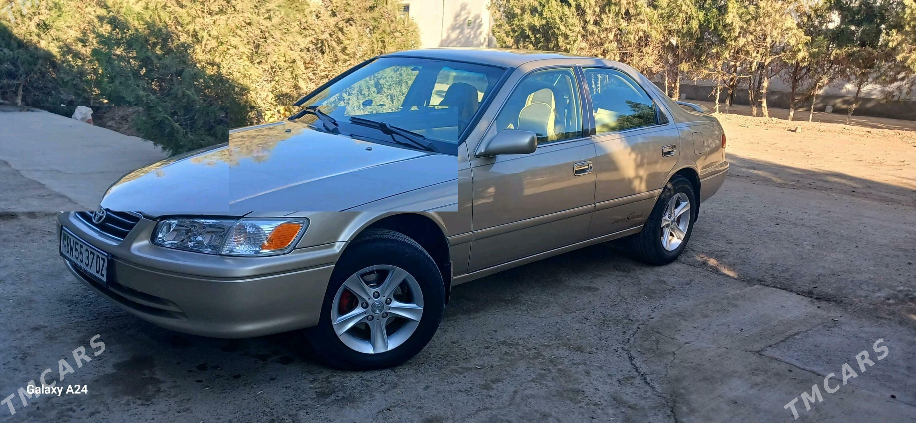 Toyota Camry 2000 - 150 000 TMT - Акдепе - img 1