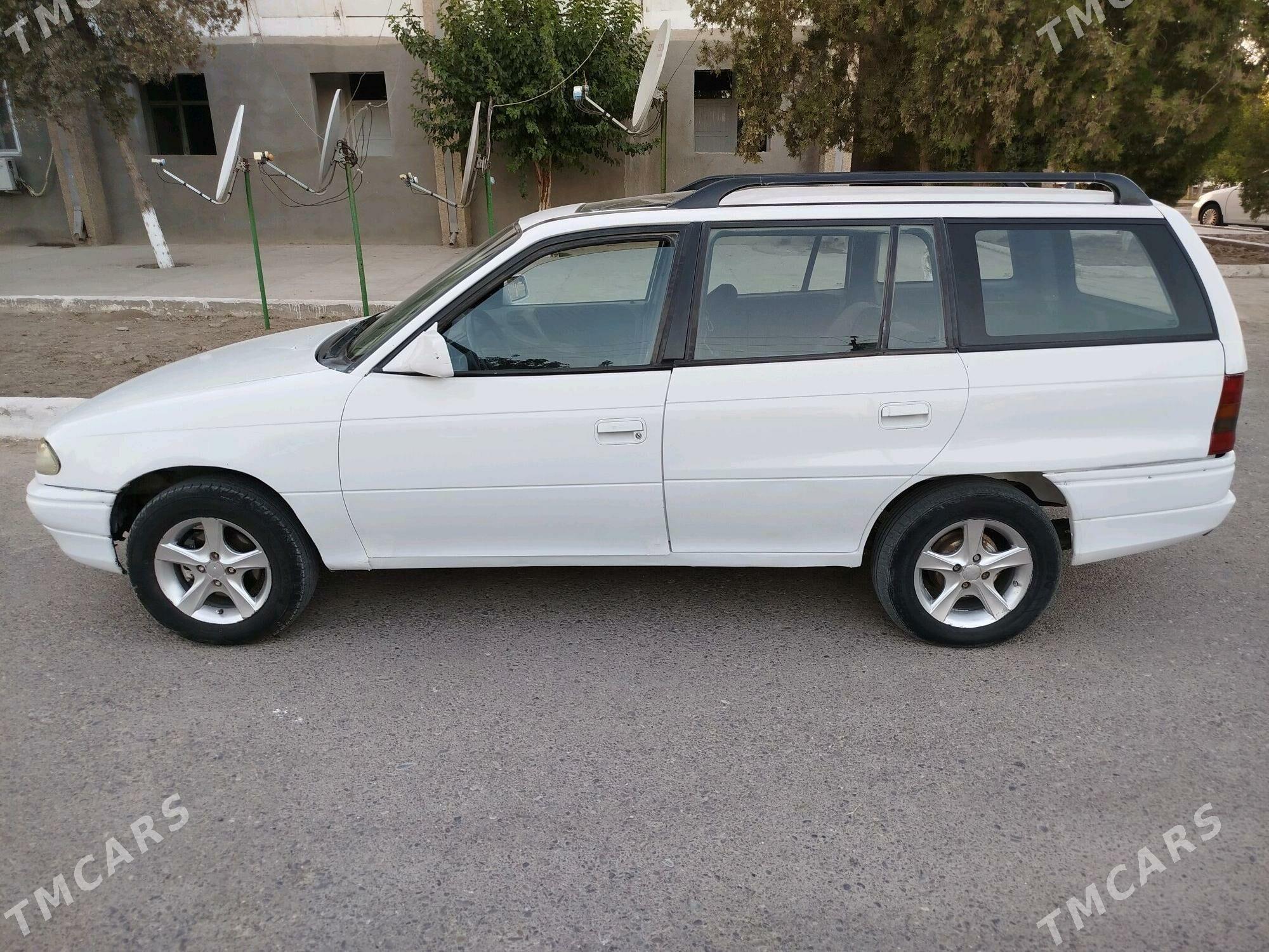 Opel Astra 1991 - 30 000 TMT - Мары - img 4