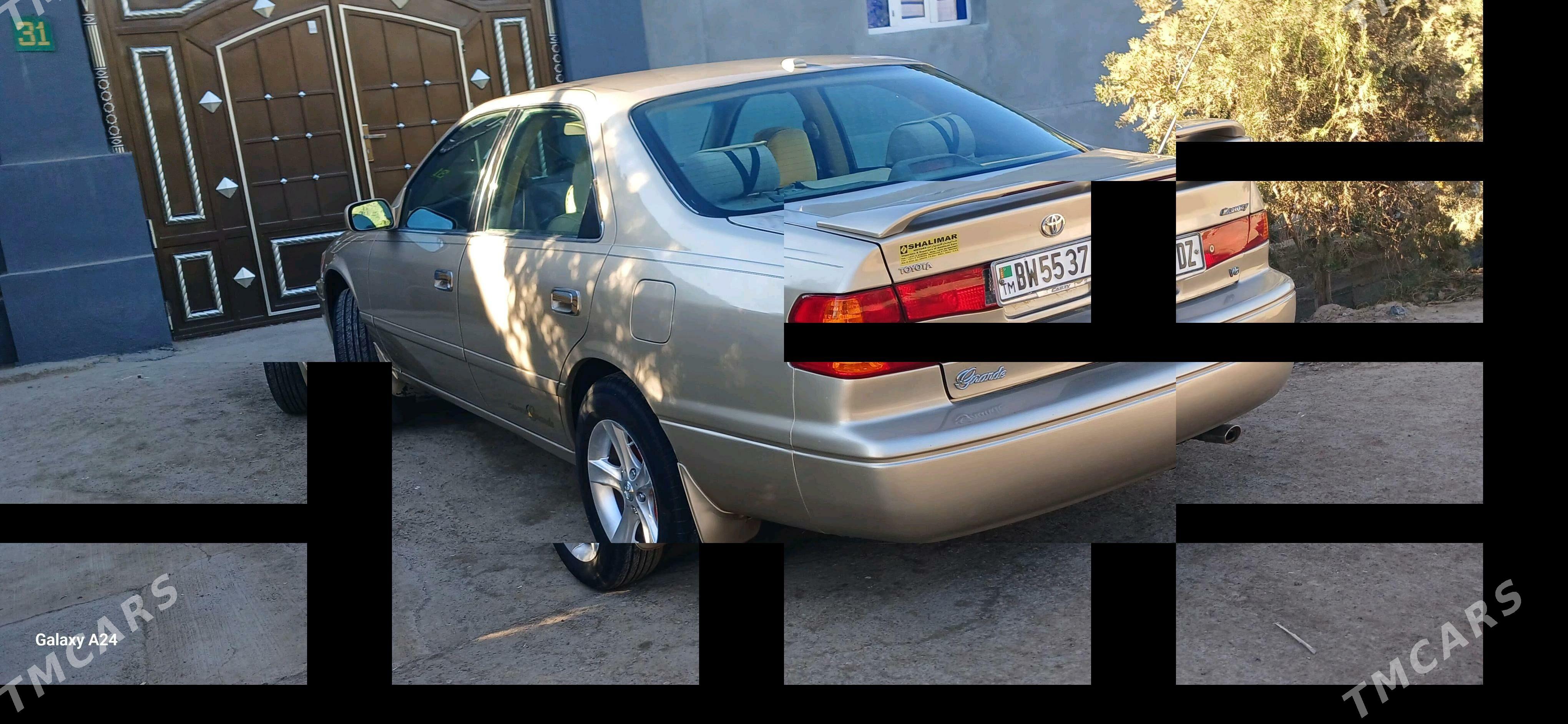 Toyota Camry 2000 - 150 000 TMT - Акдепе - img 3