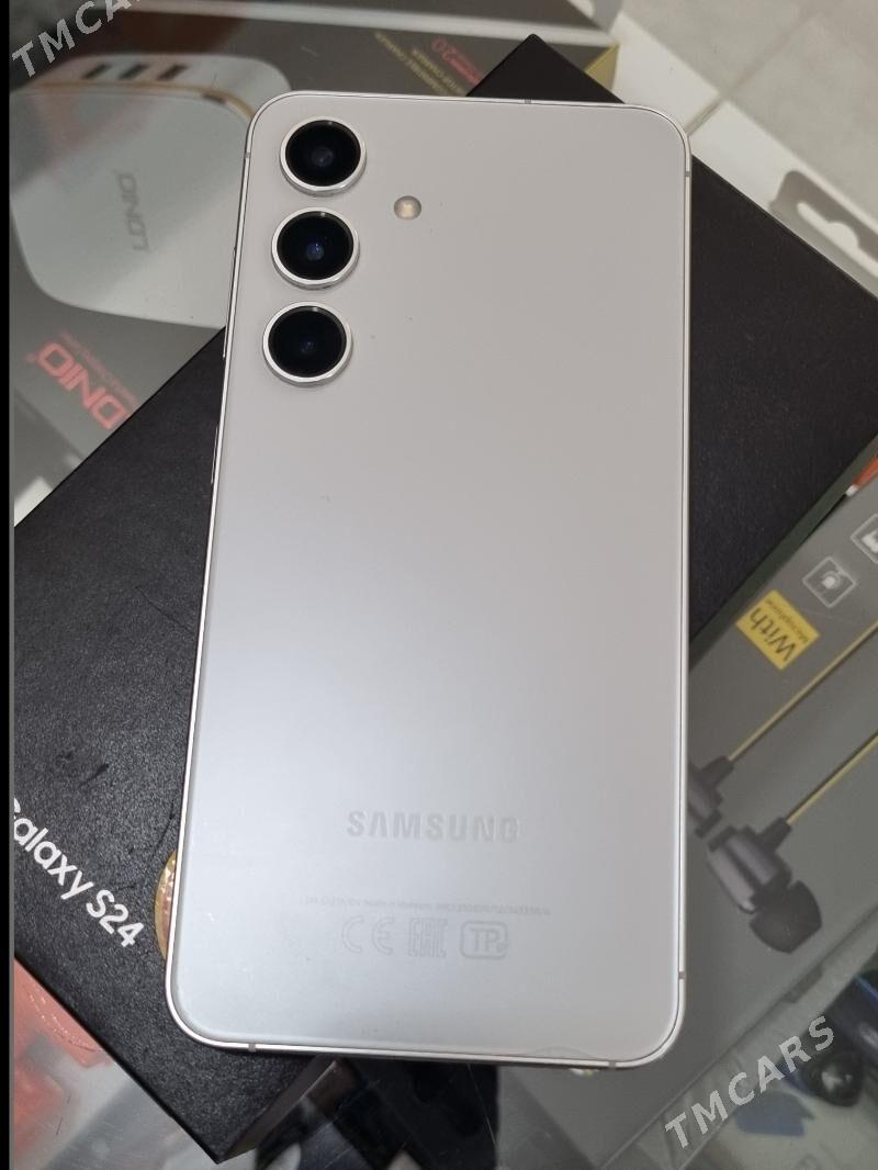 Samsung S24 - Mary - img 1