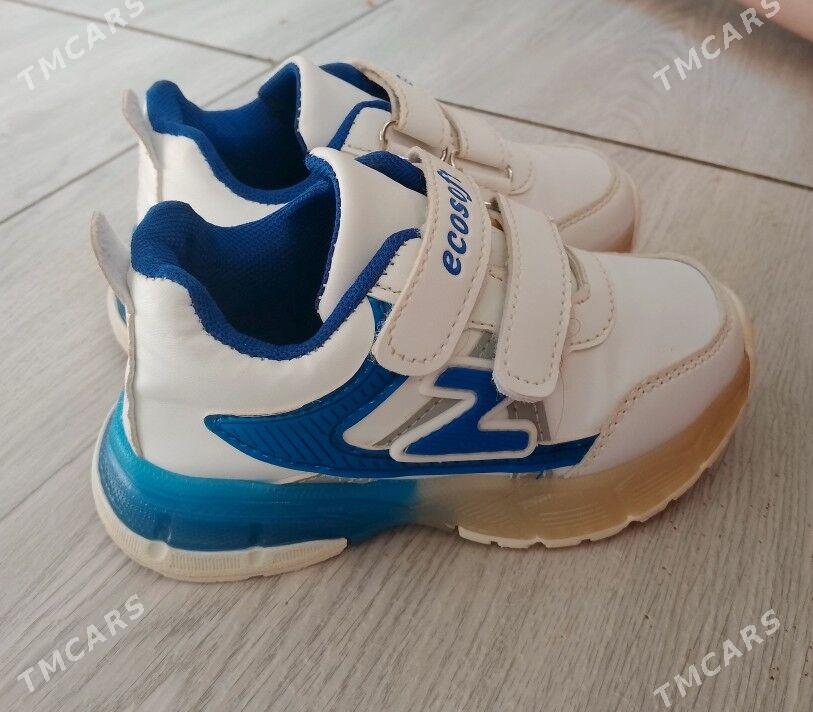 кроссовки - Мары - img 2