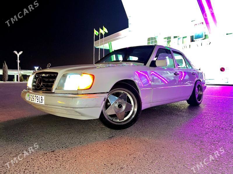 Mercedes-Benz 300E 1989 - 70 999 TMT - Туркменабат - img 1