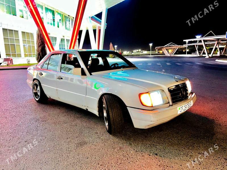 Mercedes-Benz 300E 1989 - 70 999 TMT - Туркменабат - img 4