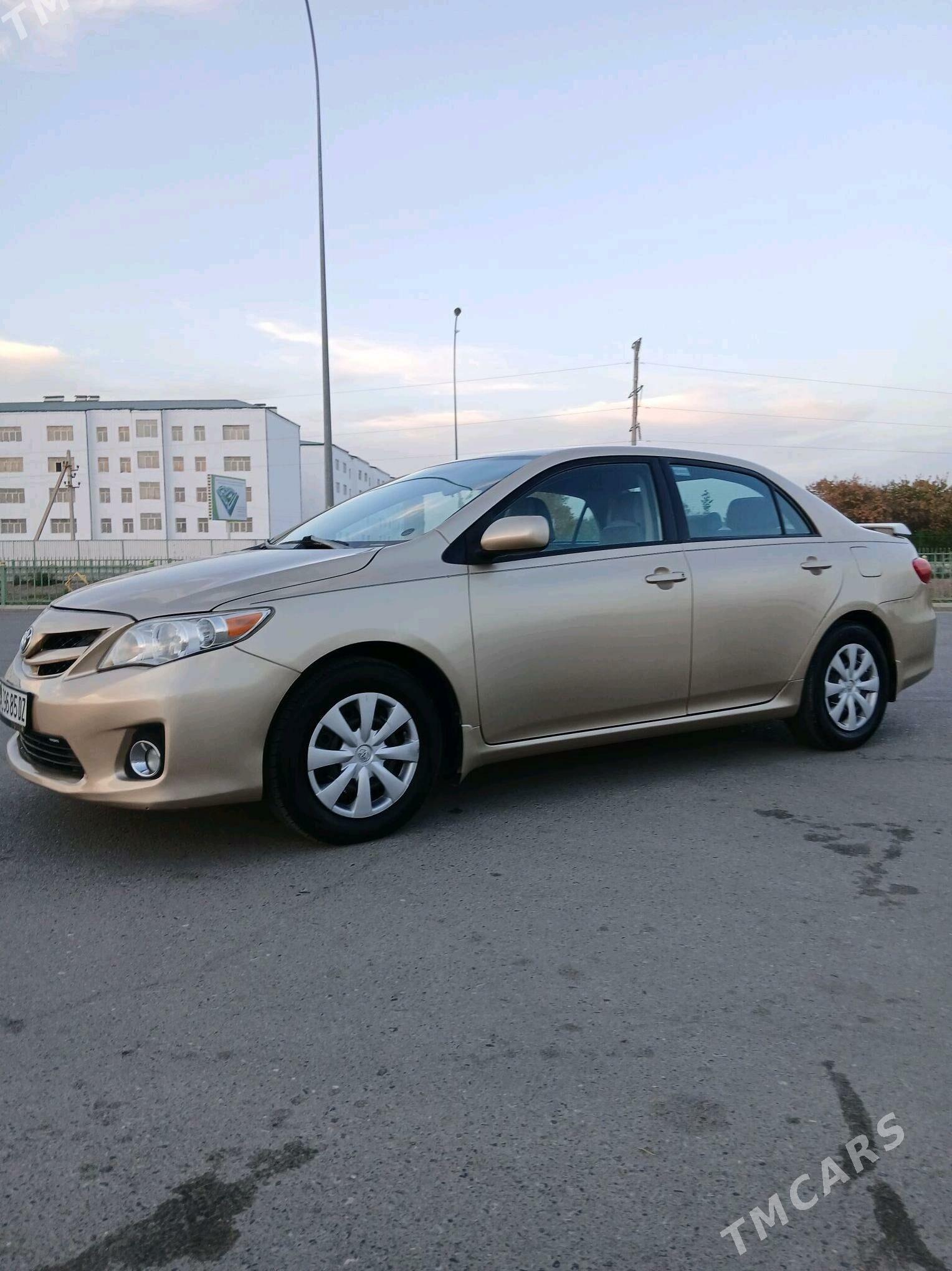 Toyota Corolla 2011 - 146 000 TMT - Дашогуз - img 4