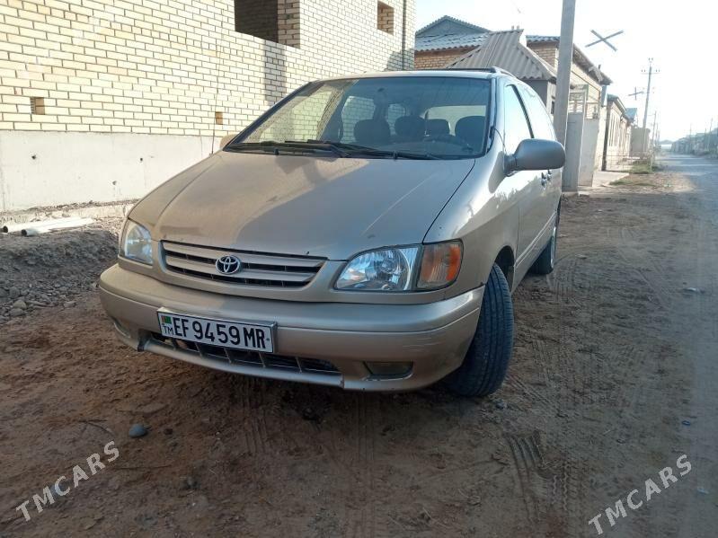 Toyota Sienna 2000 - 165 000 TMT - Mary - img 3
