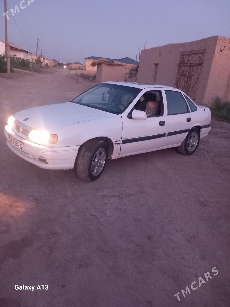 Opel Vectra 1993 - 25 000 TMT - Губадаг - img 2
