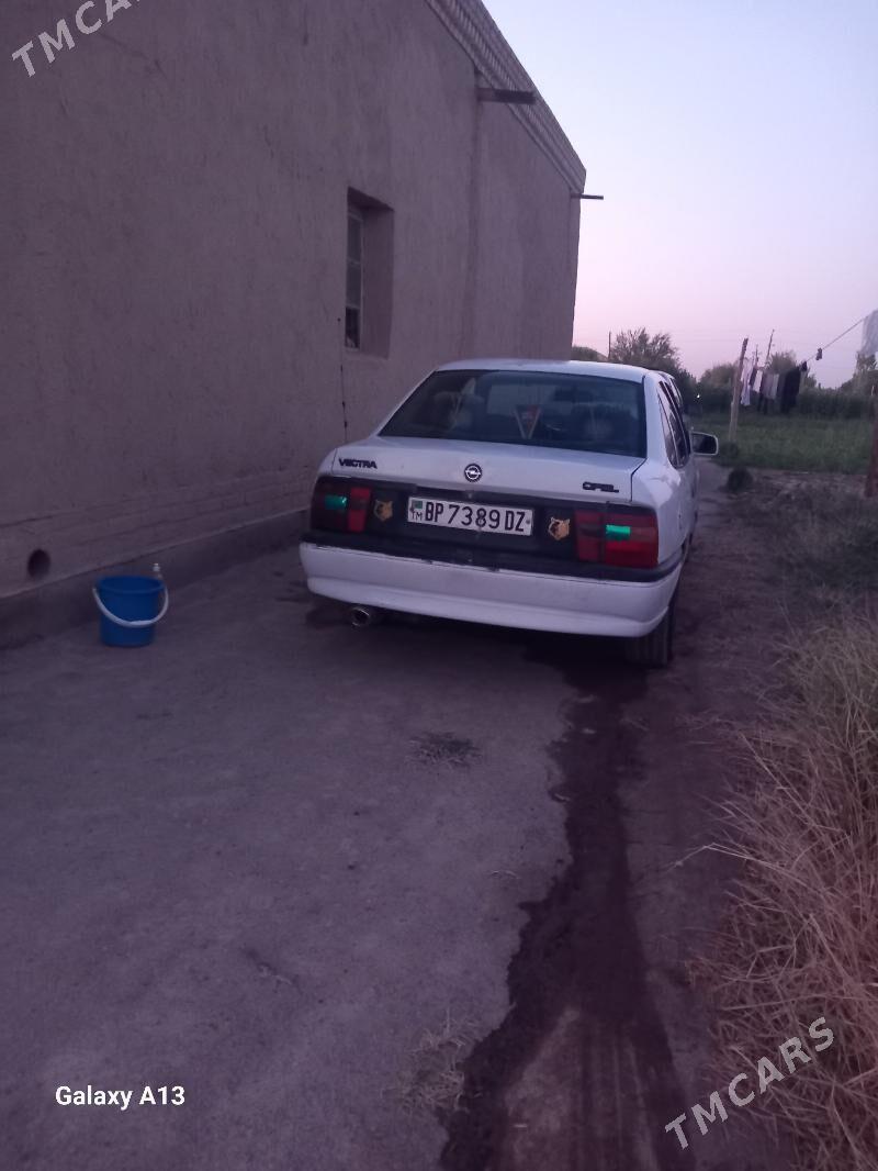 Opel Vectra 1993 - 25 000 TMT - Губадаг - img 4