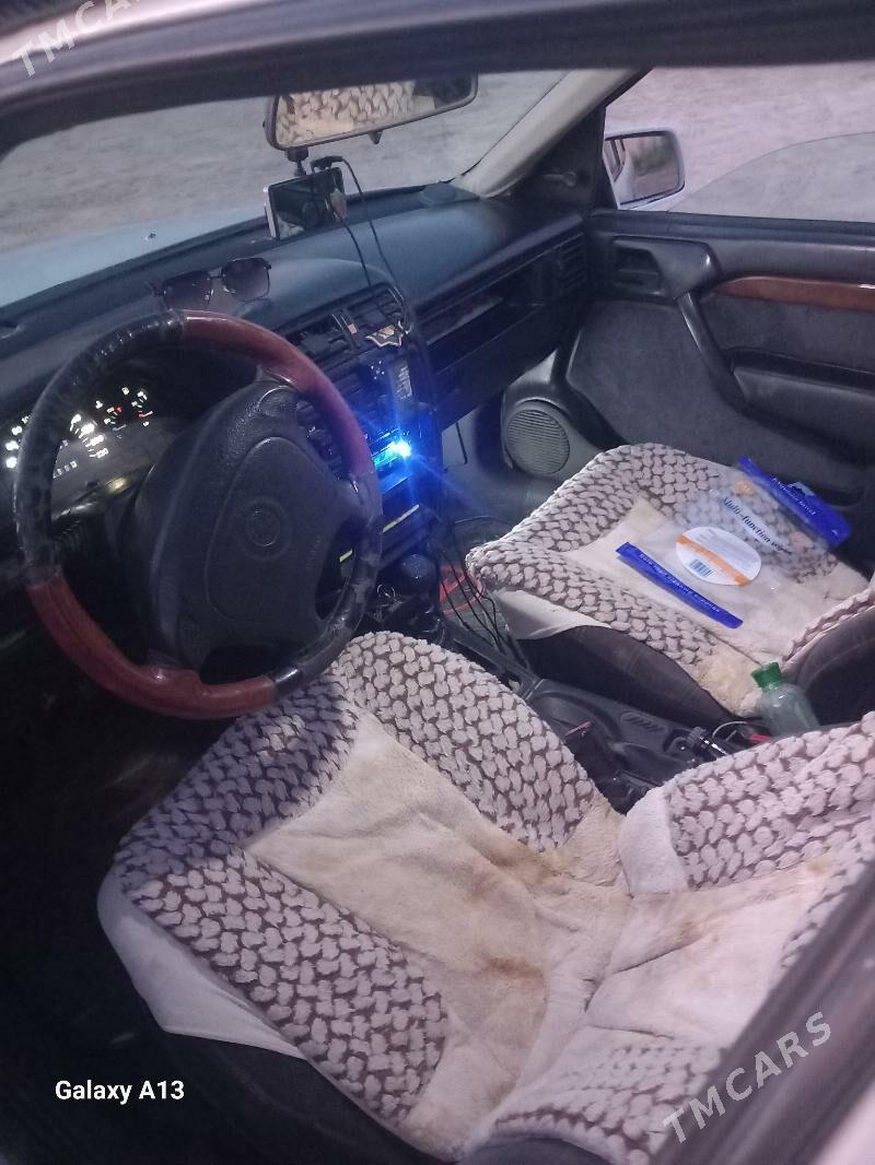 Opel Vectra 1993 - 25 000 TMT - Губадаг - img 5