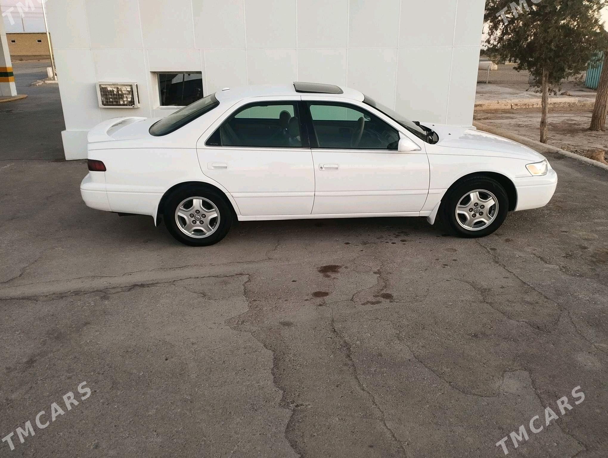 Toyota Camry 1999 - 165 000 TMT - Darganata - img 8