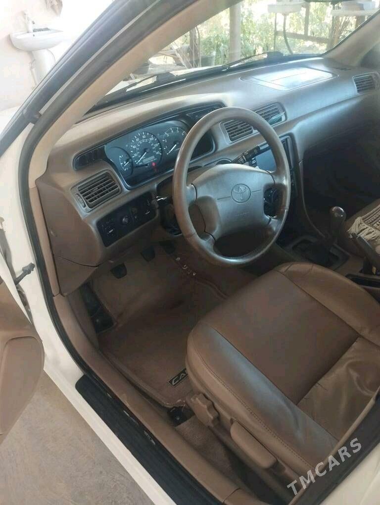 Toyota Camry 1999 - 165 000 TMT - Darganata - img 1