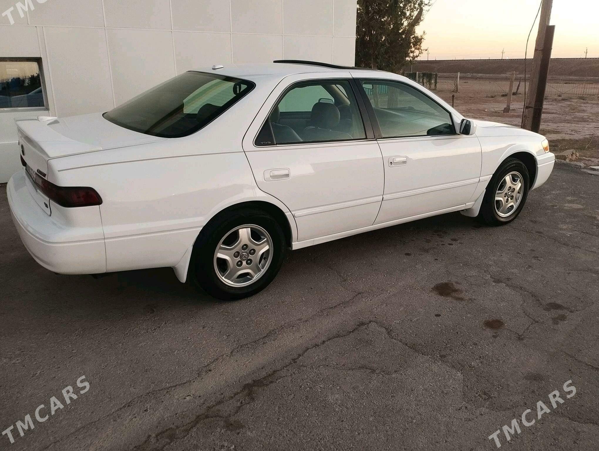 Toyota Camry 1999 - 165 000 TMT - Darganata - img 6