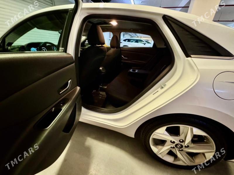 Hyundai Elantra 2022 - 269 000 TMT - Ашхабад - img 5