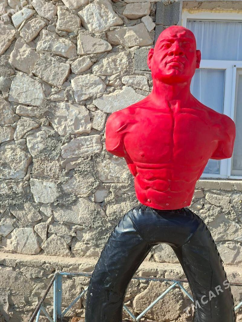 urulyan grusa(german) - Туркменбаши - img 1