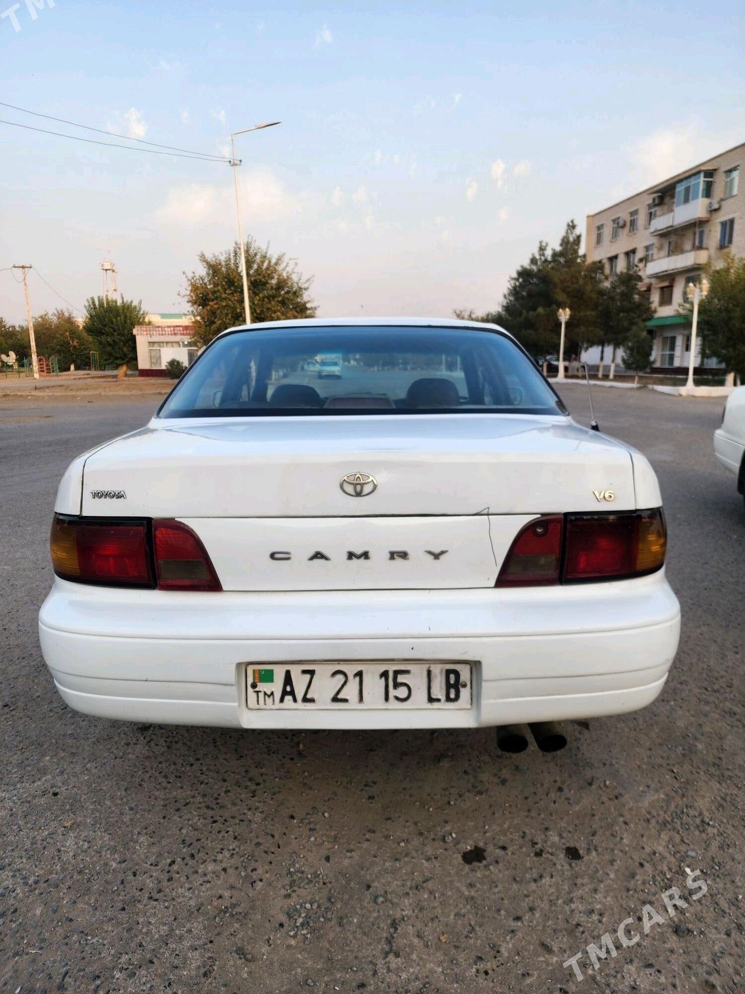 Toyota Camry 1993 - 75 000 TMT - Туркменабат - img 4