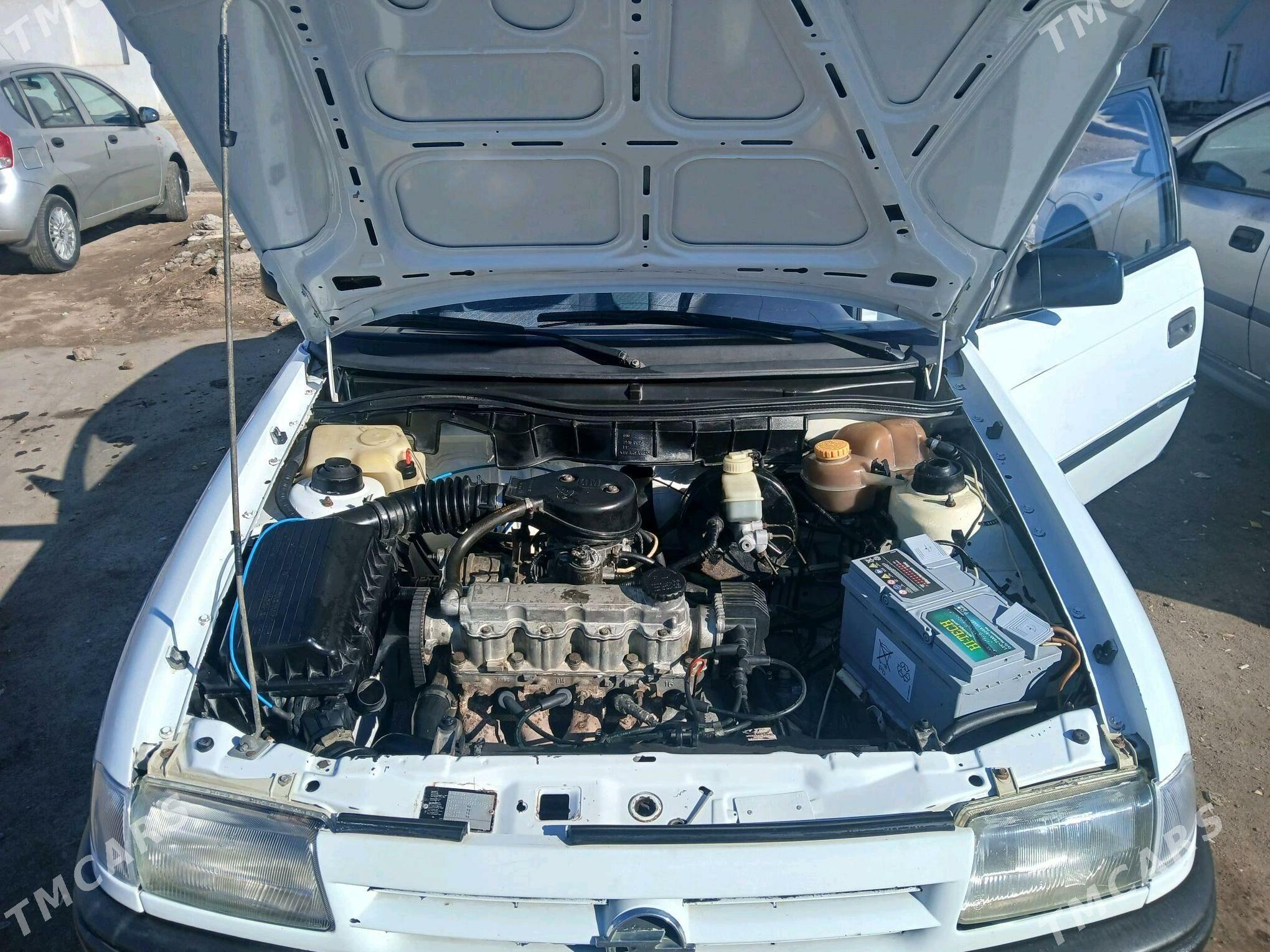 Opel Astra 1992 - 35 000 TMT - Daşoguz - img 4