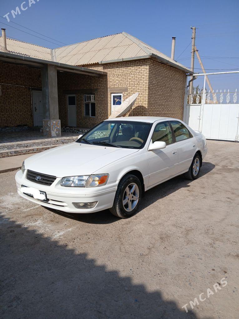 Toyota Camry 2001 - 122 000 TMT - Теджен - img 5