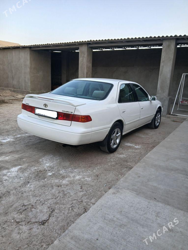 Toyota Camry 2001 - 122 000 TMT - Теджен - img 6