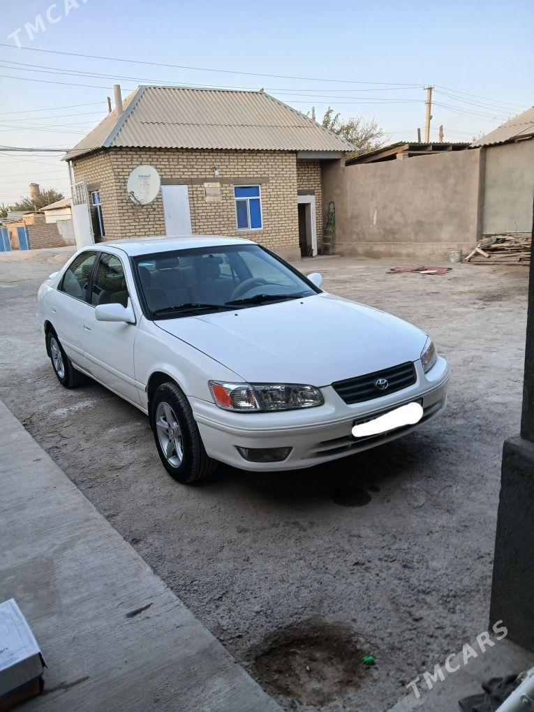 Toyota Camry 2001 - 122 000 TMT - Теджен - img 4