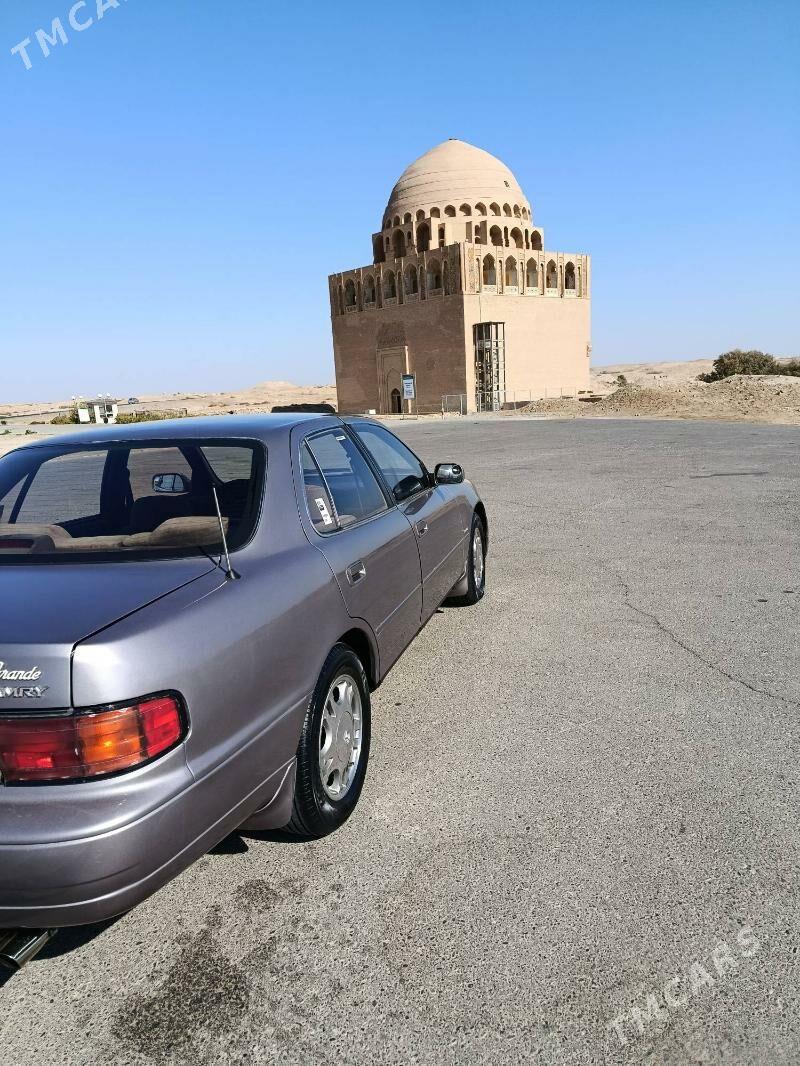 Toyota Camry 1993 - 110 000 TMT - Байрамали - img 3