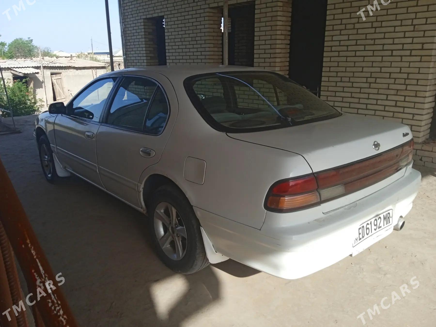 Nissan Maxima 1996 - 35 000 TMT - Baýramaly - img 3