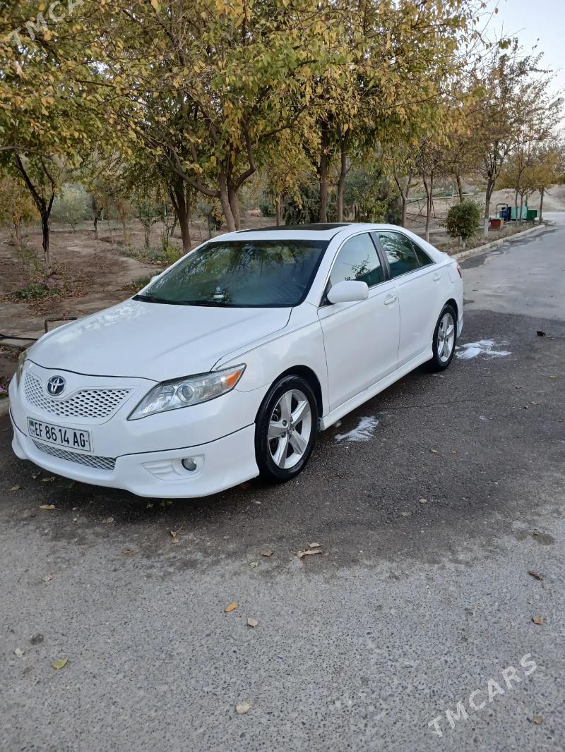 Toyota Camry 2010 - 220 000 TMT - Ýalkym - img 2