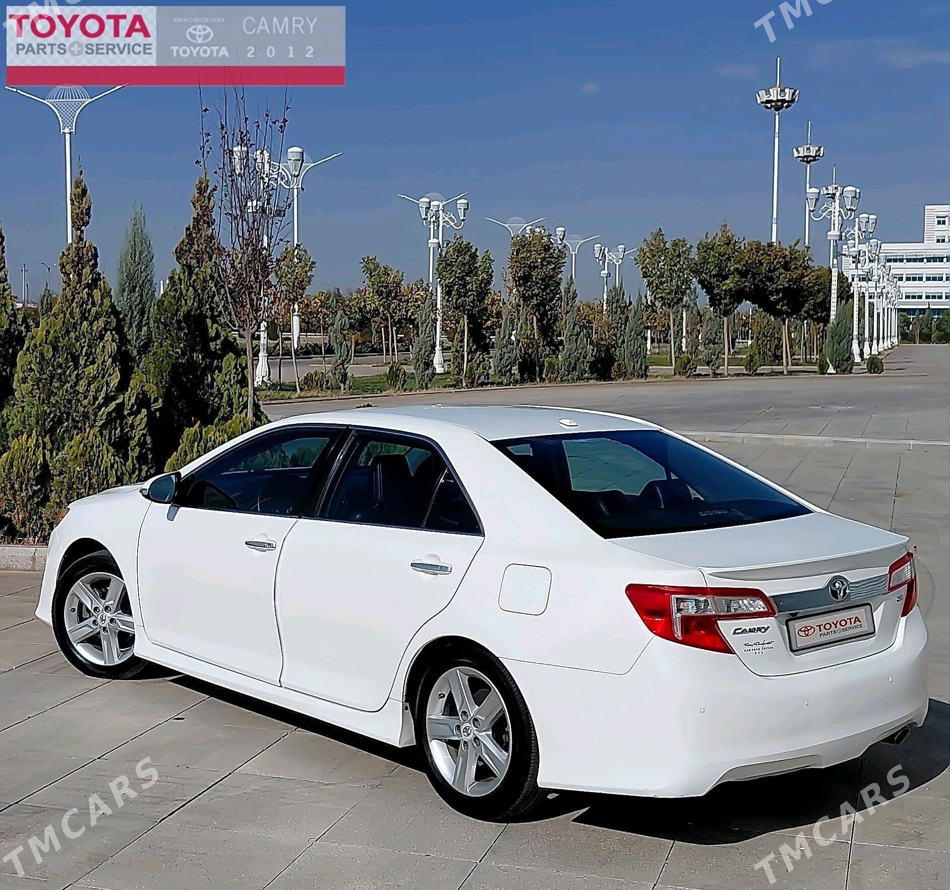 Toyota Camry 2012 - 240 000 TMT - Дашогуз - img 4