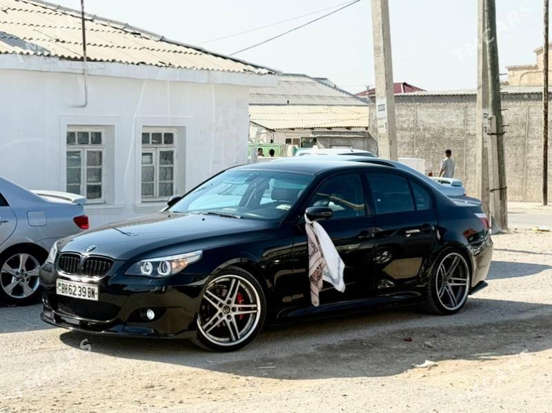 BMW E60 2003 - 225 000 TMT - Балканабат - img 1