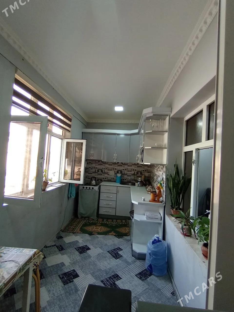 2 ком. КВ,  Мир 6 - Мир 6 - img 2