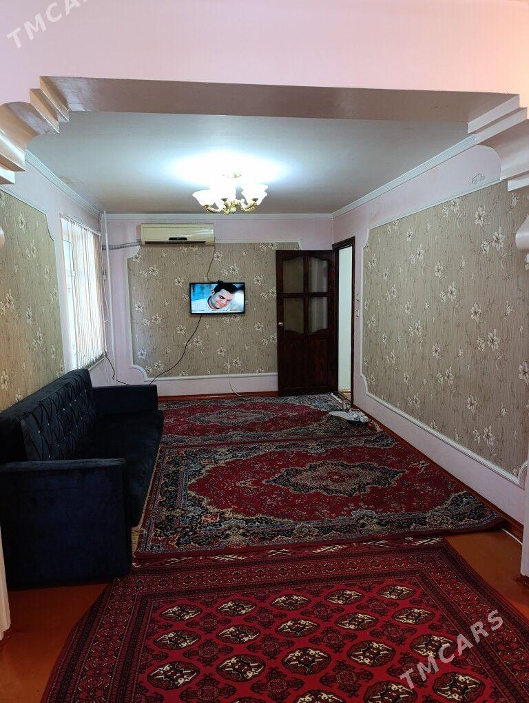 Eyesinden arenda kwartira - Мары - img 1