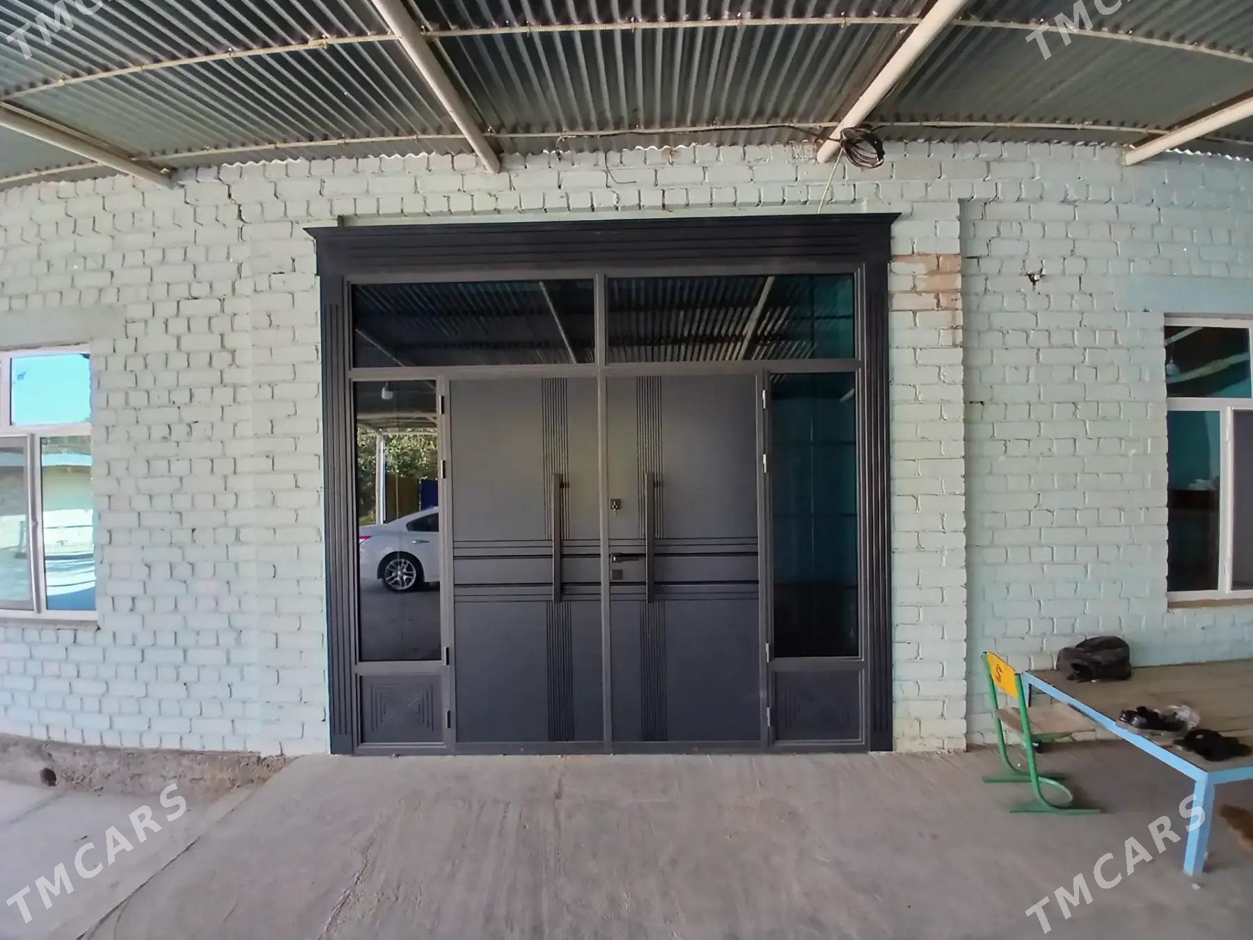 Daşky gapylar - Ашхабад - img 2