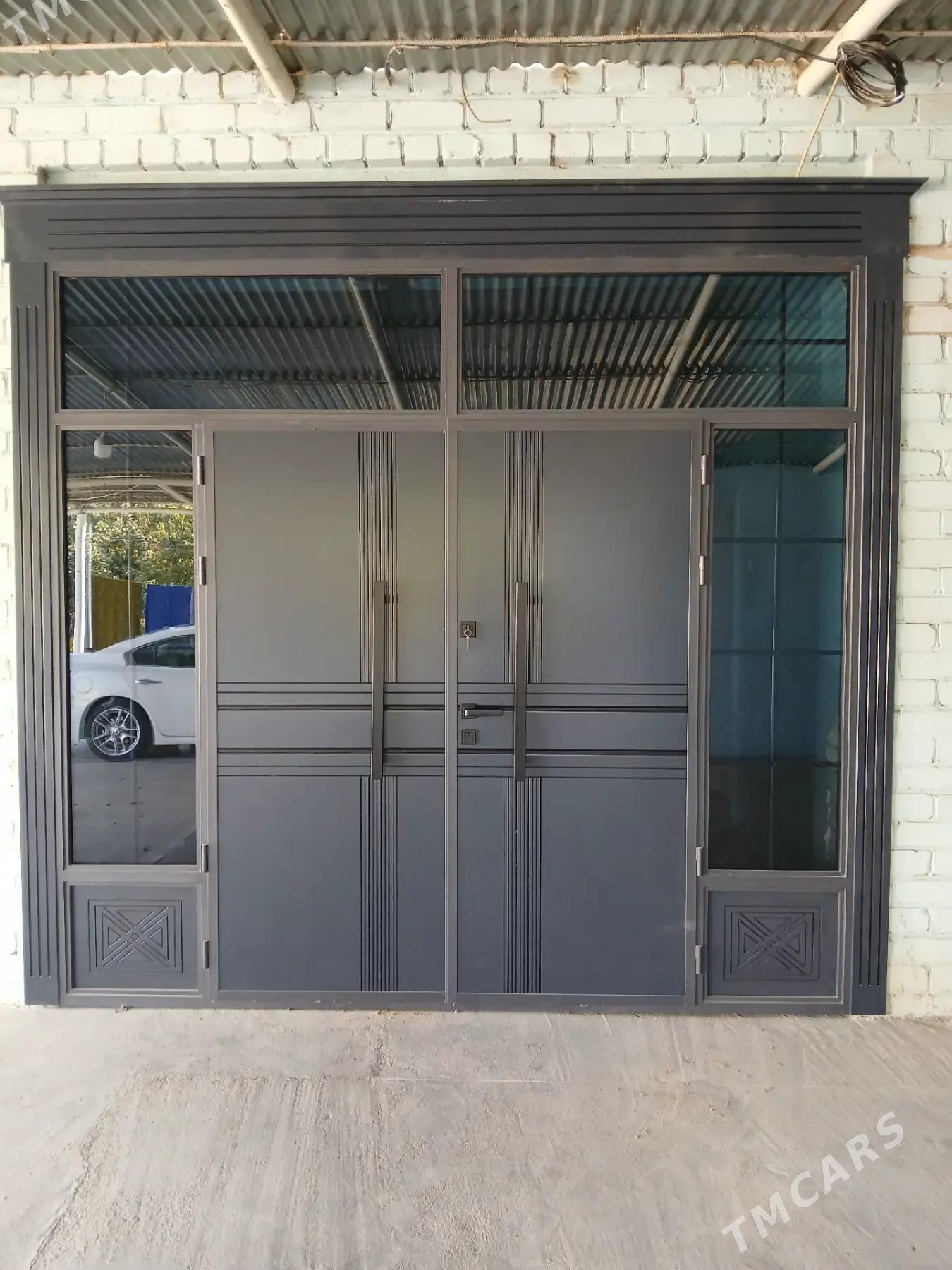 Daşky gapylar - Aşgabat - img 1