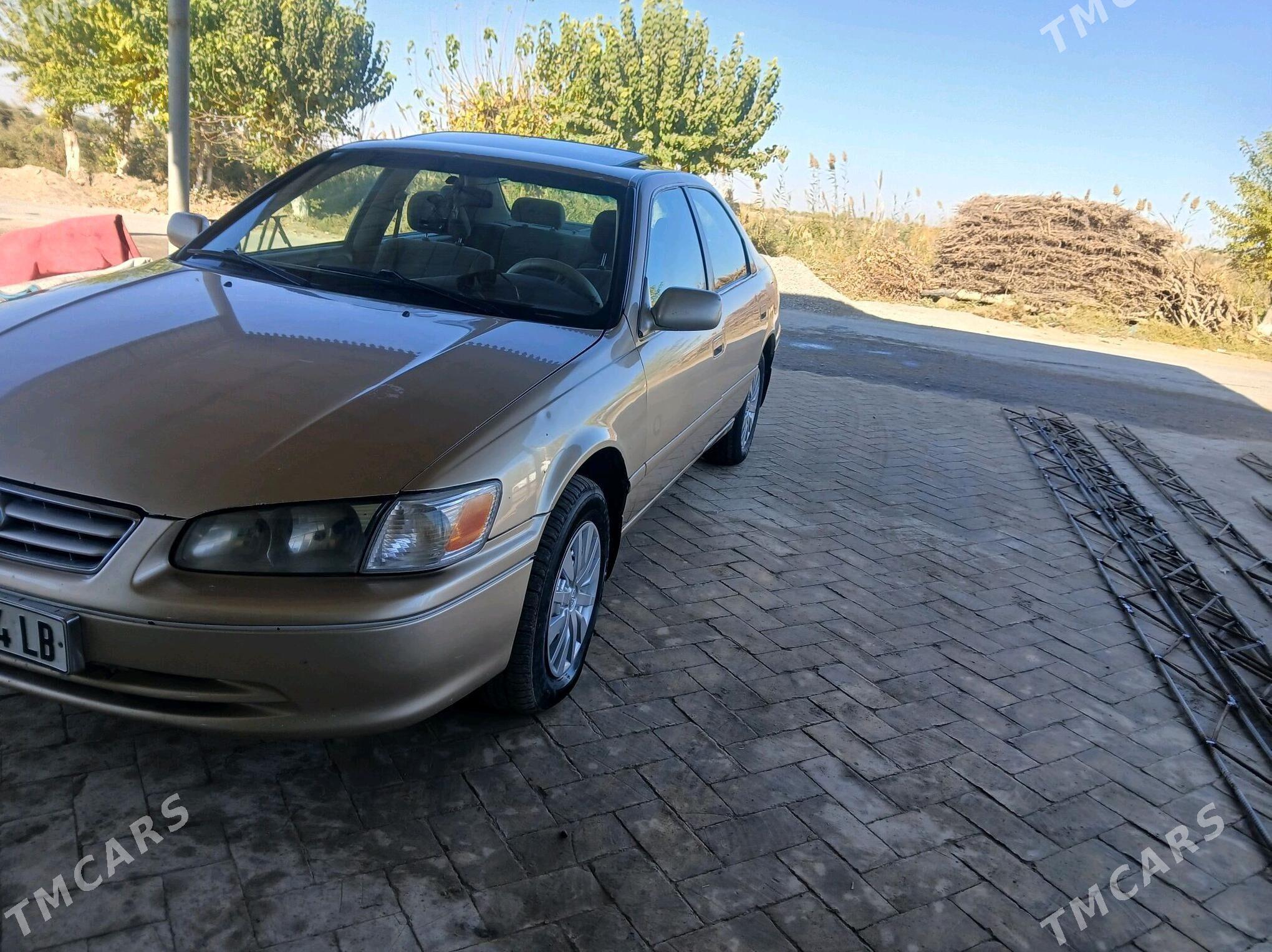 Toyota Camry 2000 - 123 000 TMT - Халач - img 1