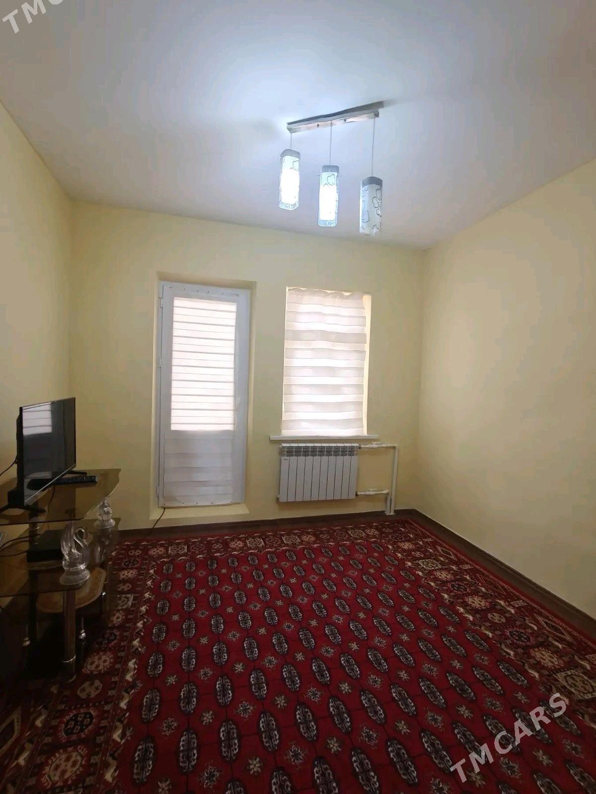 Arenda Mir7/3 3kom 4etaž - Мир 7 - img 3