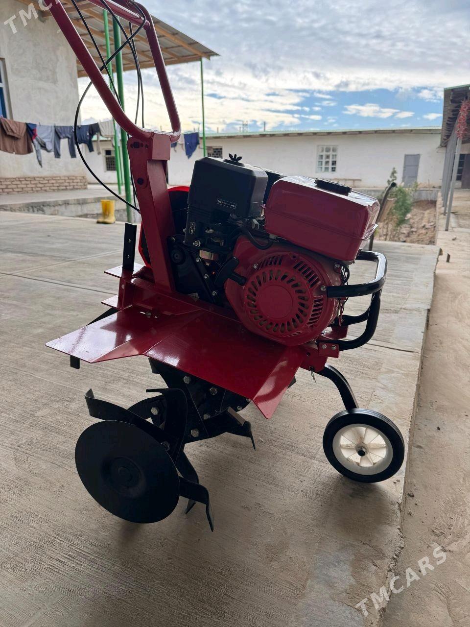 Yer sureyan traktor teze - Daşoguz - img 5