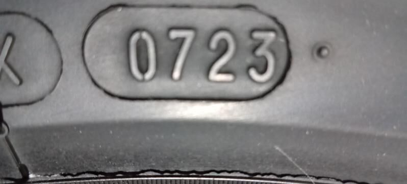 235 65 17 MICHELIN 2 500 TMT - Бедев - img 6