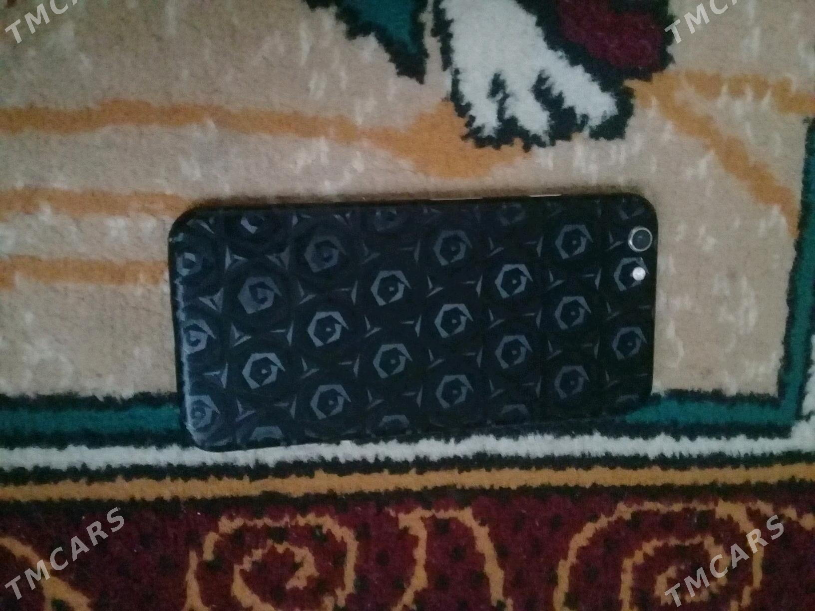 Iphone 6s - Bäherden - img 2