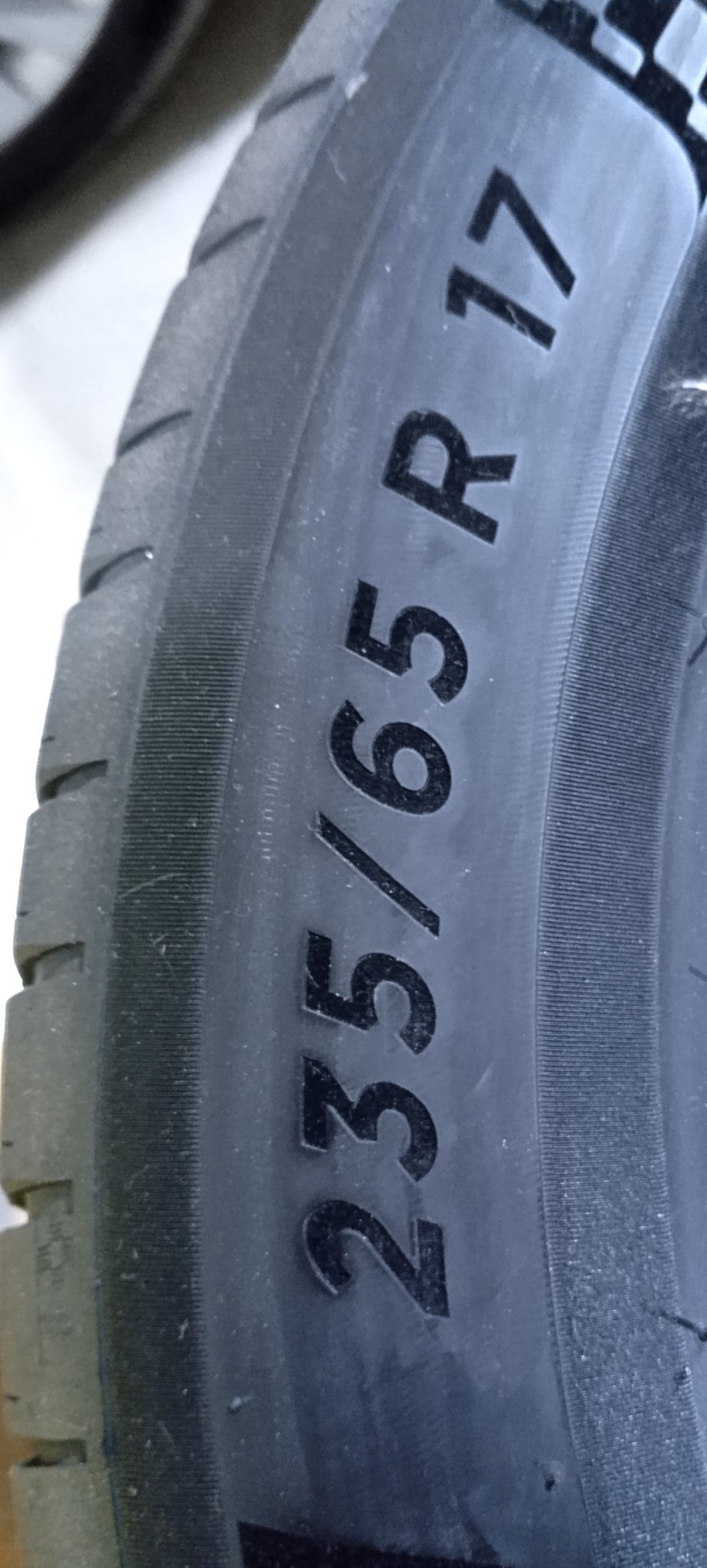 235 65 17 MICHELIN 2 500 TMT - Бедев - img 2