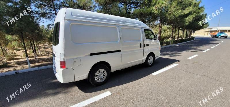 Nissan Urvan 2010 - 160 000 TMT - Mary - img 5