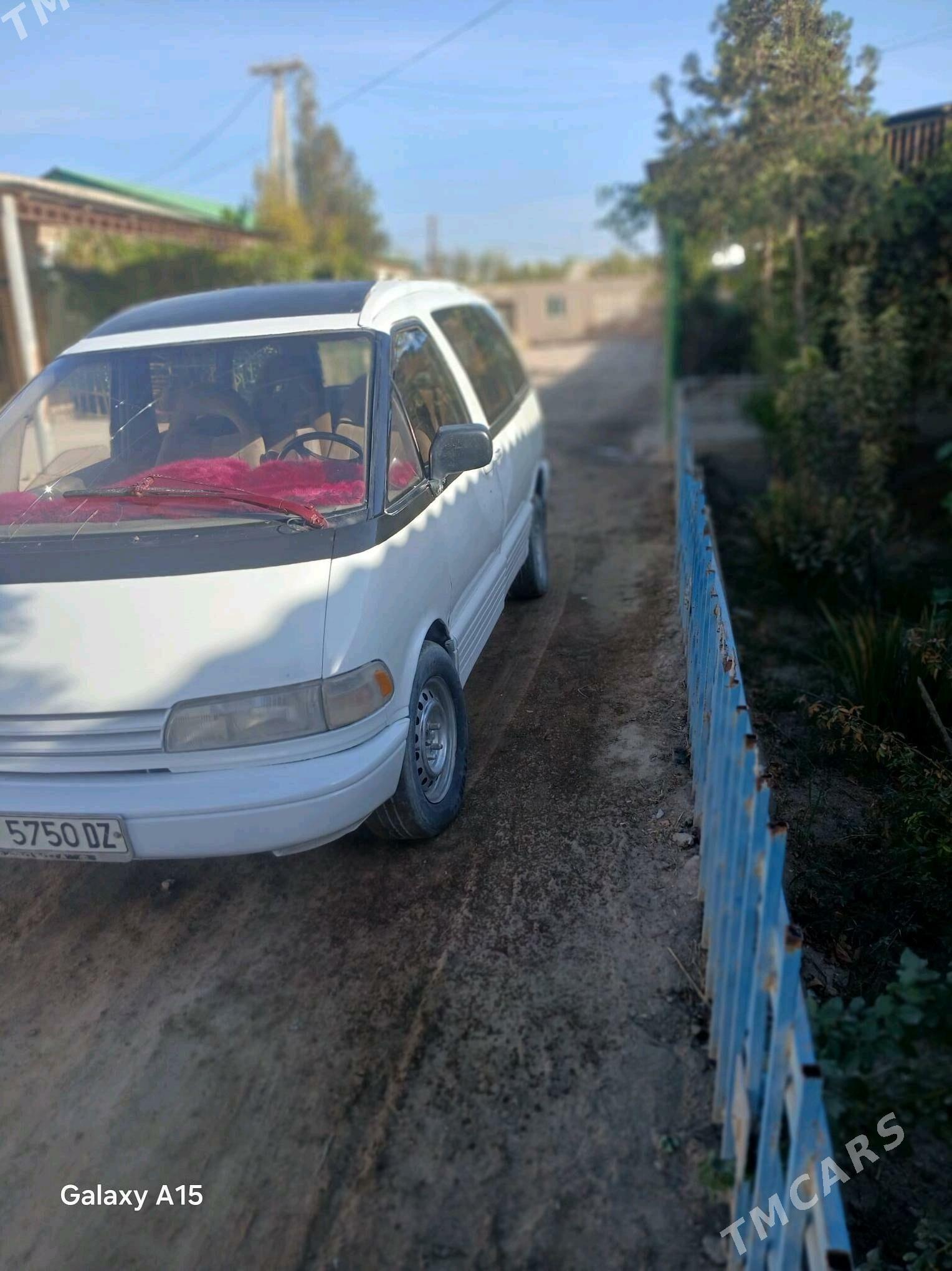 Toyota Previa 1993 - 32 000 TMT - Акдепе - img 3