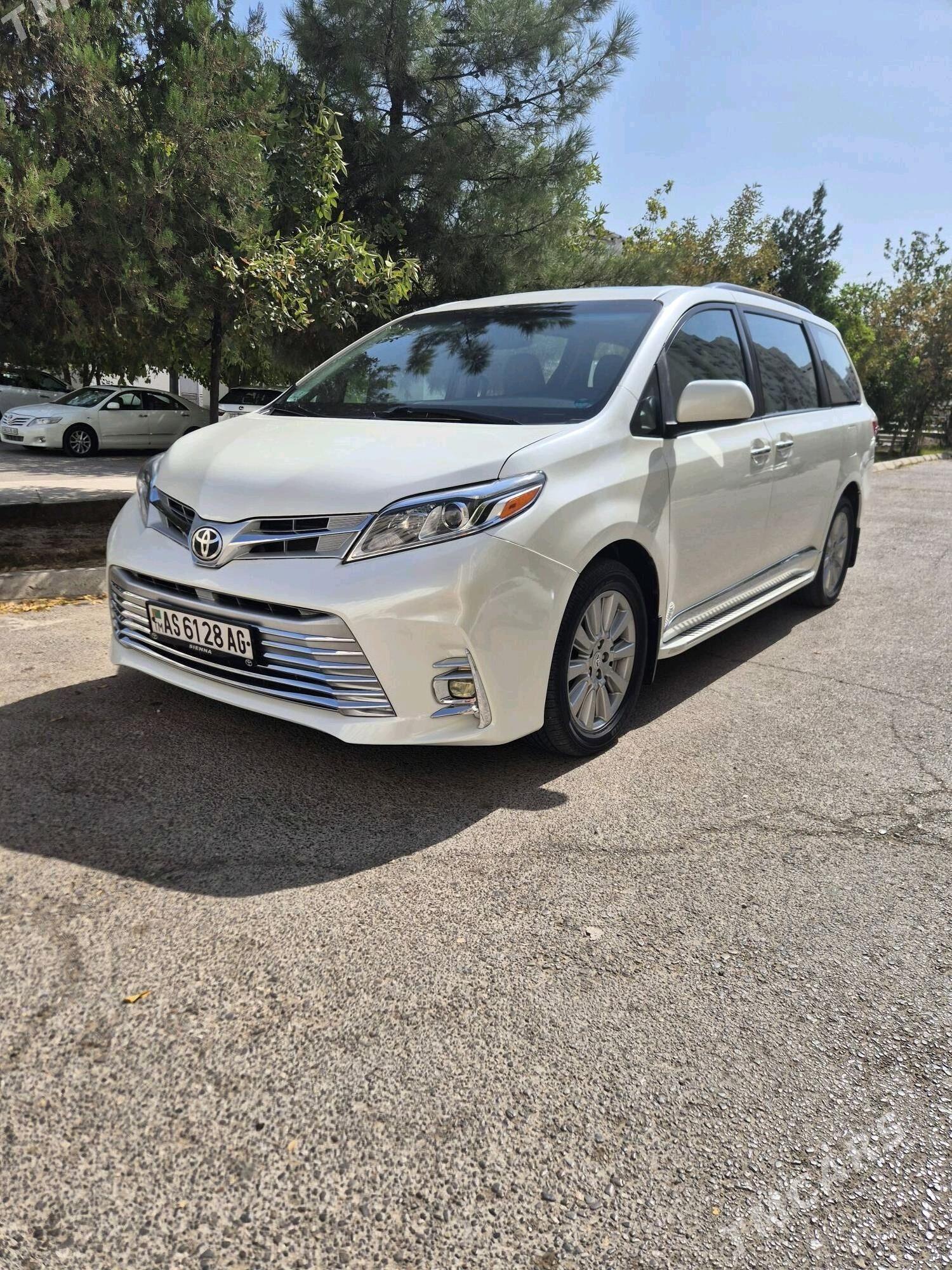 Toyota Sienna 2017 - 390 000 TMT - Чоганлы - img 3