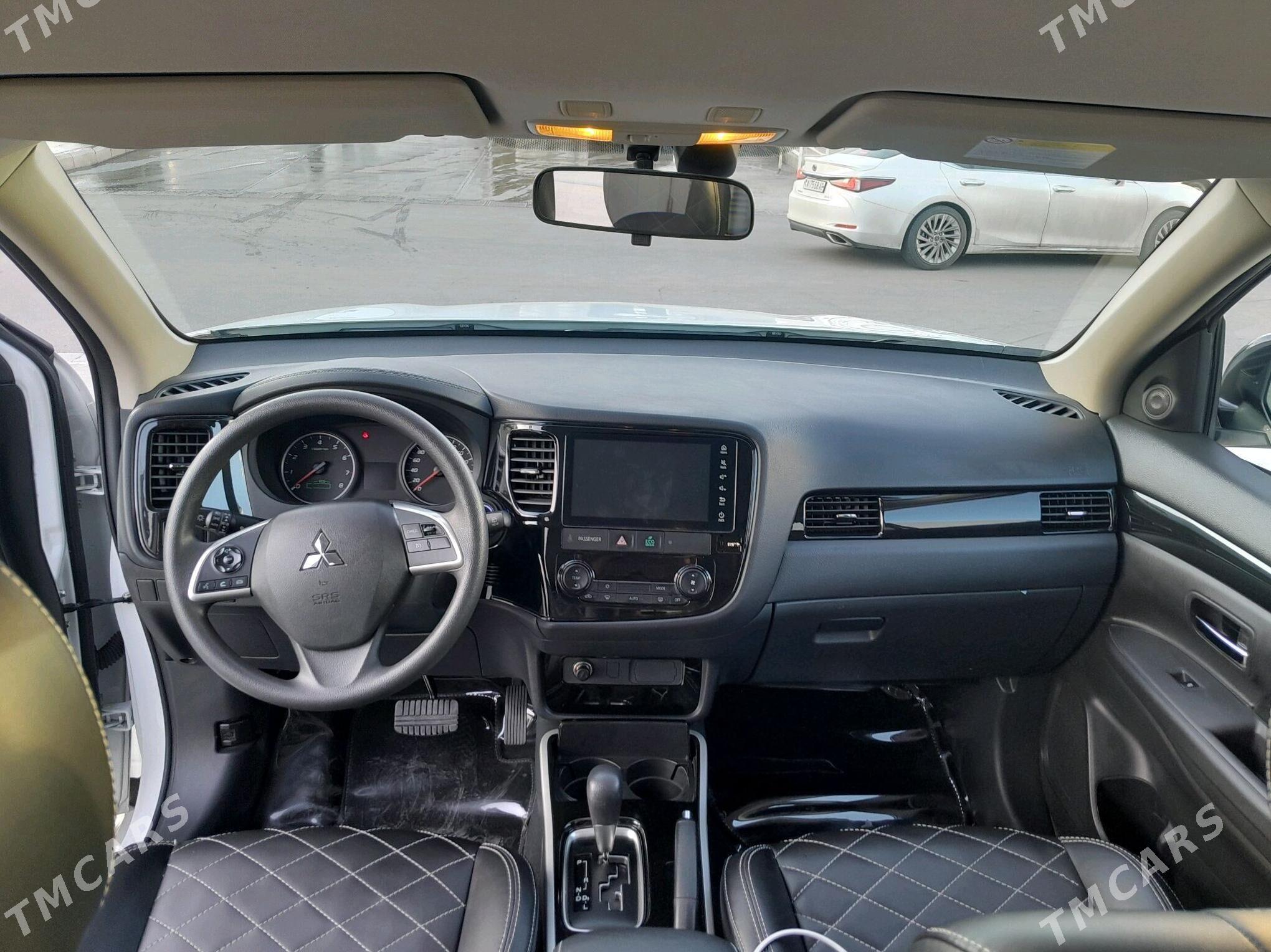 Mitsubishi Outlander 2022 - 280 000 TMT - Aşgabat - img 5