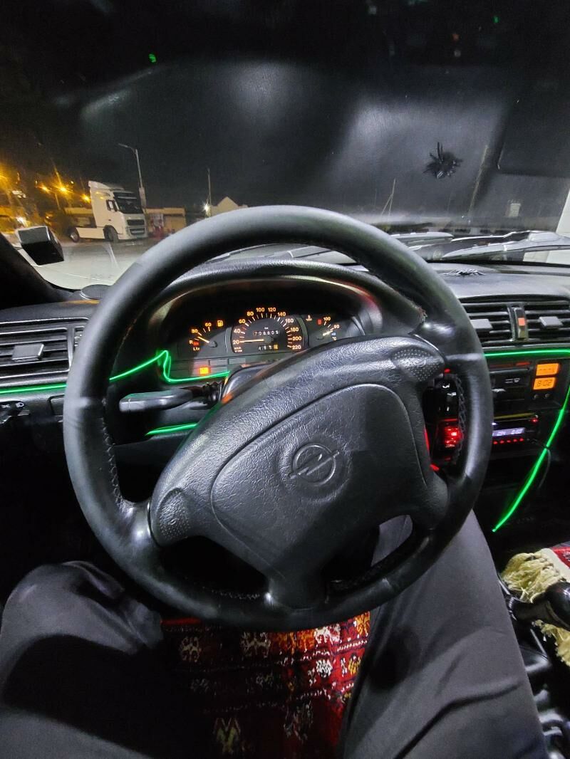 Opel Vectra 1994 - 63 000 TMT - Gyzylarbat - img 4