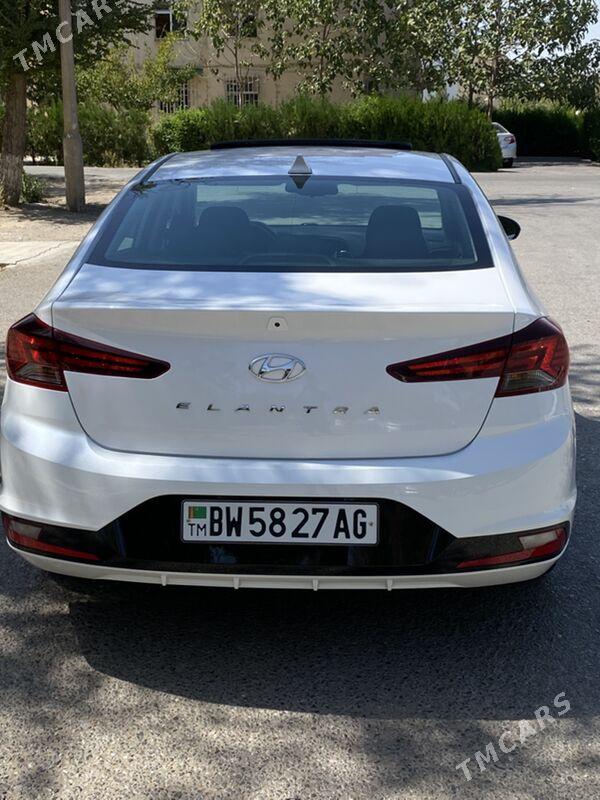 Hyundai Elantra 2020 - 245 000 TMT - 10 mkr - img 5