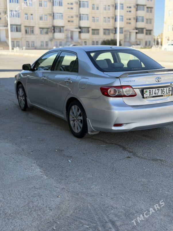 Toyota Corolla 2013 - 167 000 TMT - Туркменабат - img 2