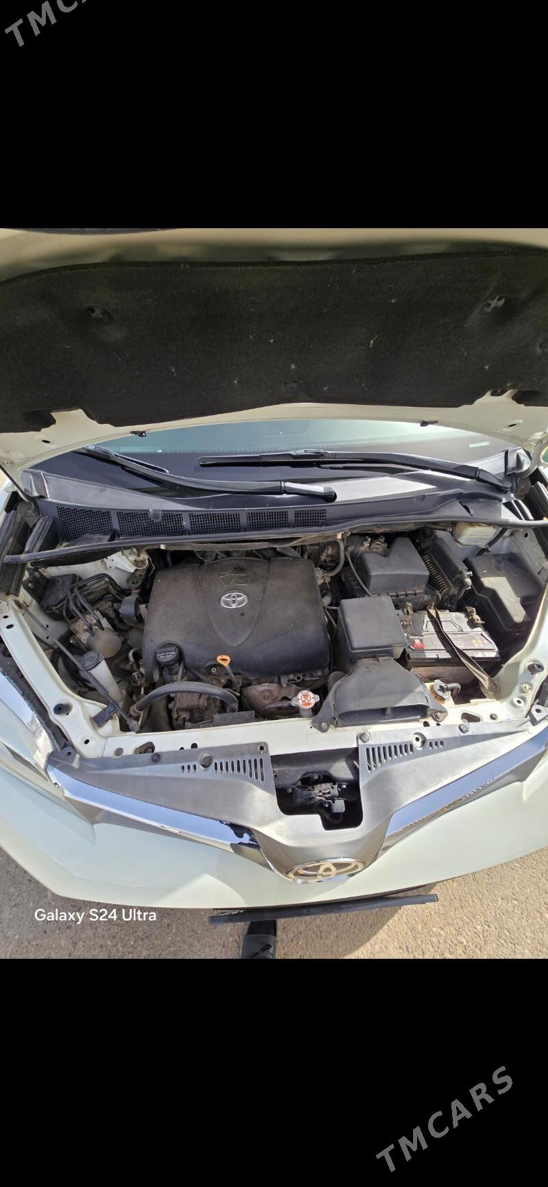 Toyota Sienna 2018 - 700 000 TMT - 10 mkr - img 8